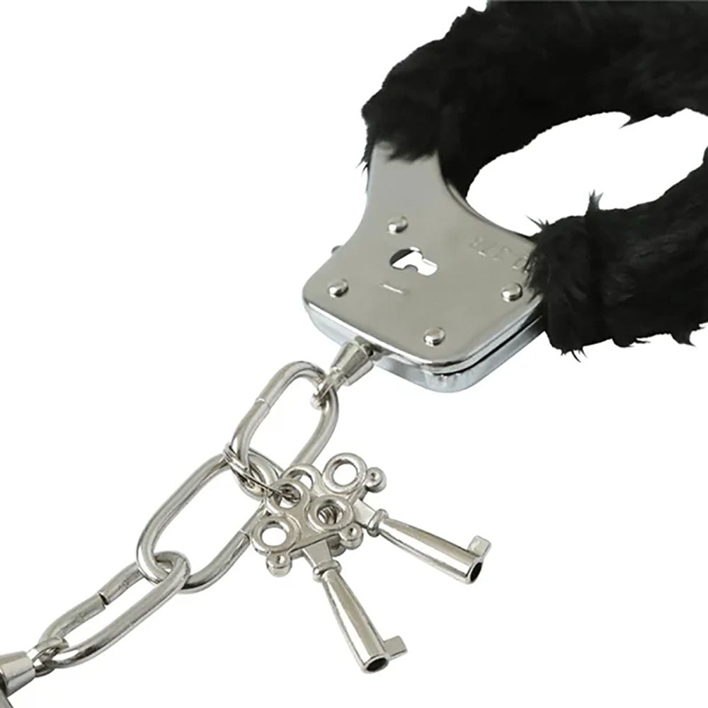 S&M Furry Handcuffs Black