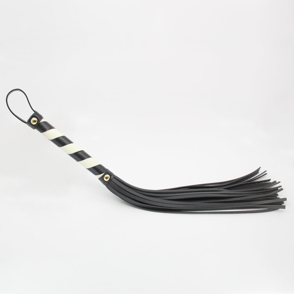 LL WH068 GITD Flogger