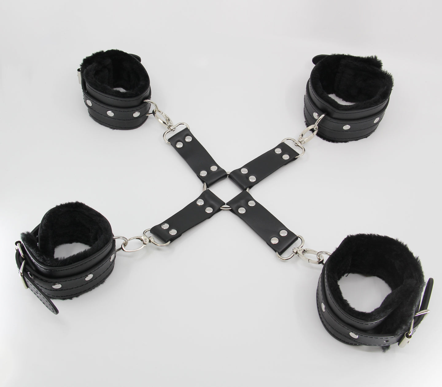 BSHAO1Bkl Shackle Set