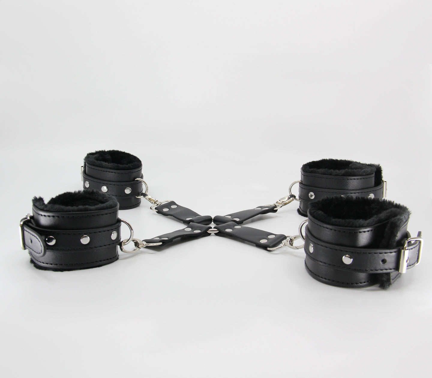 BSHAO1Bkl Shackle Set